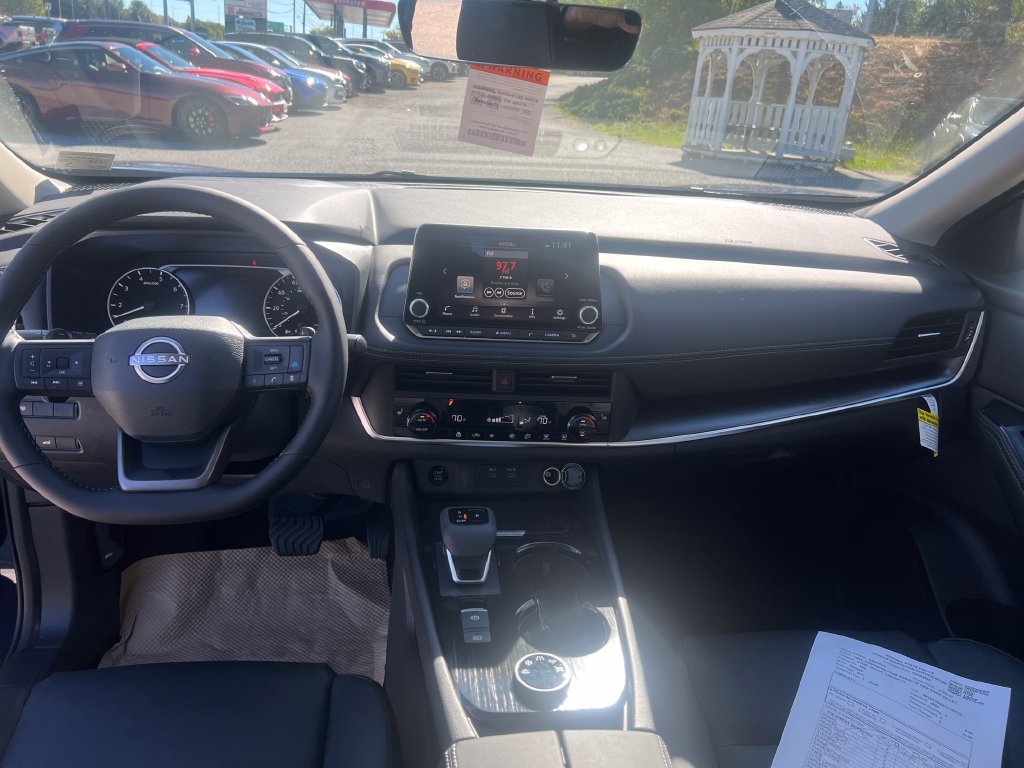 Certified 2026 Nissan Rogue SV w/ SV Premium Package AWD/4WD image 14