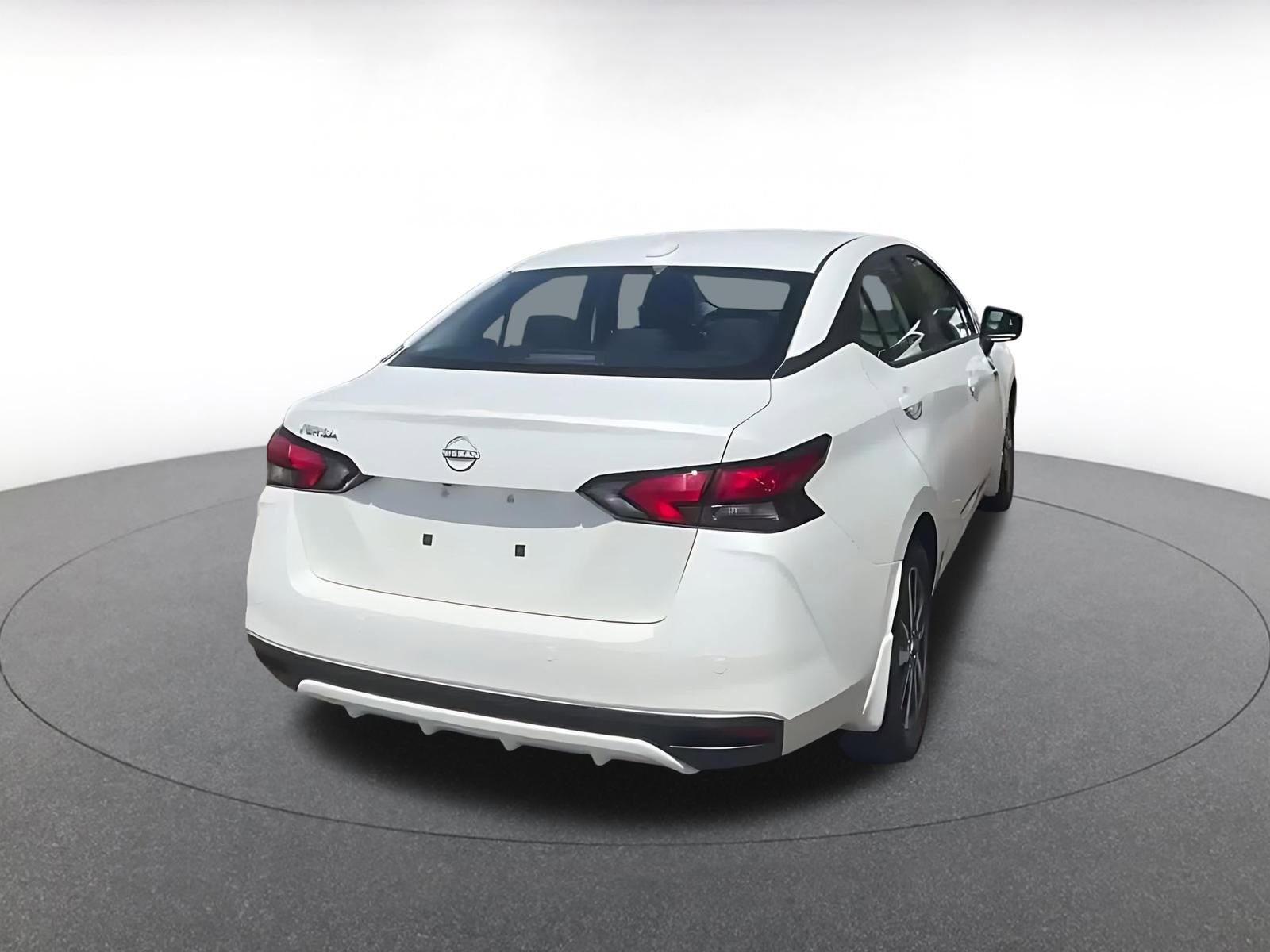 Used 2025 Nissan Versa SV w/ Trunk Package FWD image 15