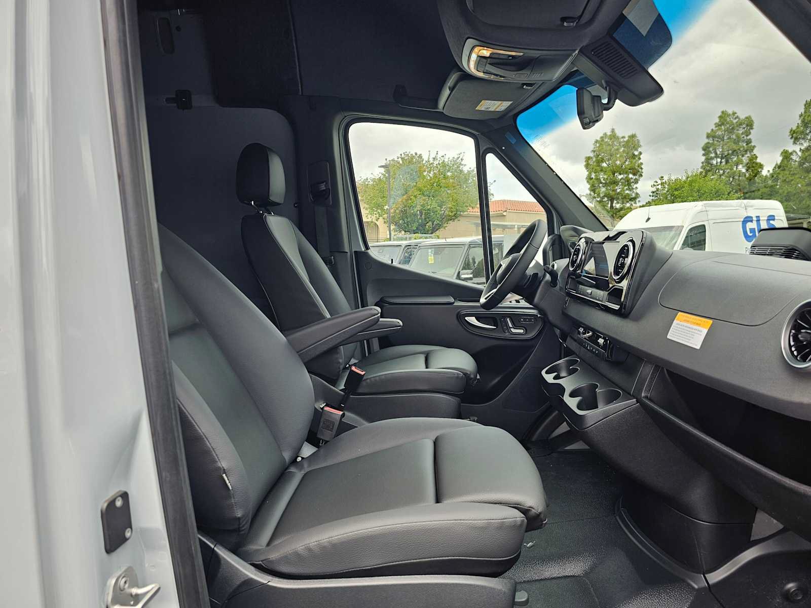 New 2026 Mercedes-Benz Sprinter 2500 image 10