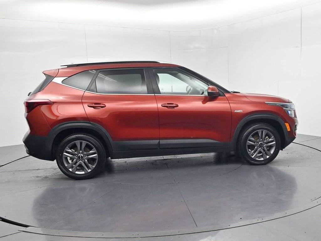 Used 2021 Kia Seltos S AWD/4WD image 8
