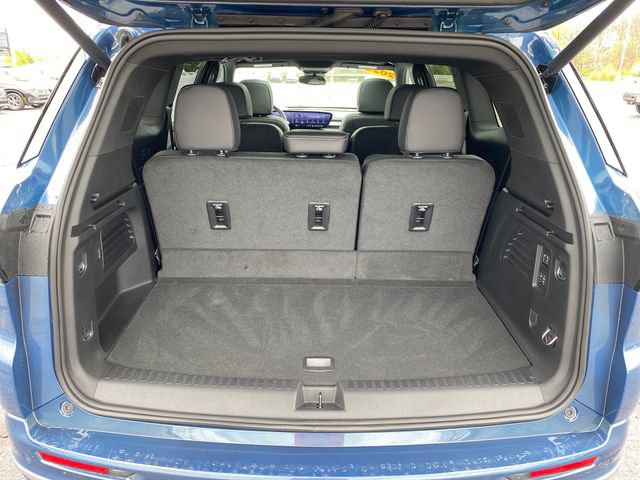 Certified 2025 Buick Enclave Avenir w/ LPO, Floor Liner Package FWD image 21