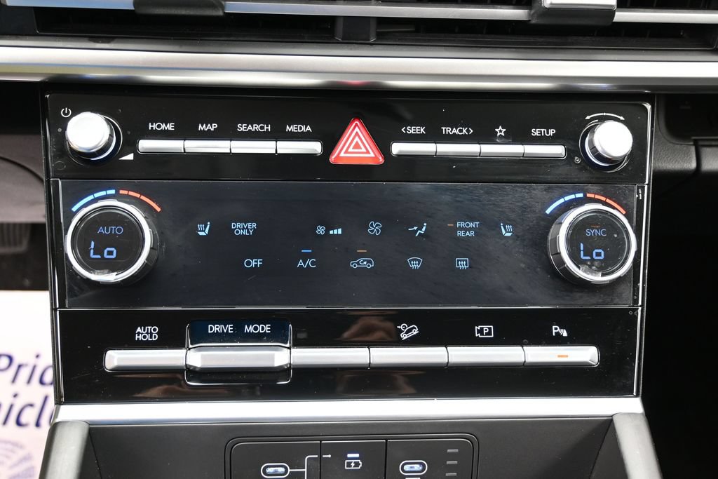 Used 2025 Hyundai Santa Fe SEL FWD image 39