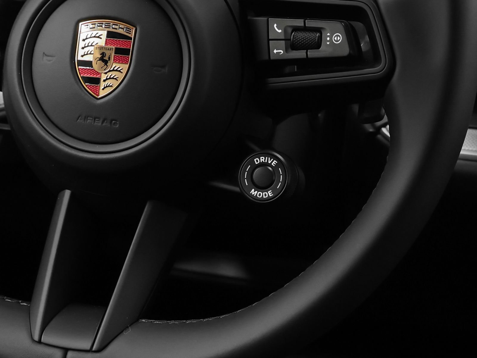 New 2026 Porsche Cayenne Coupe AWD/4WD image 36