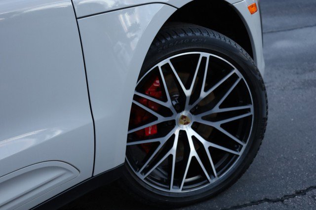 Used 2023 Porsche Macan S image 64