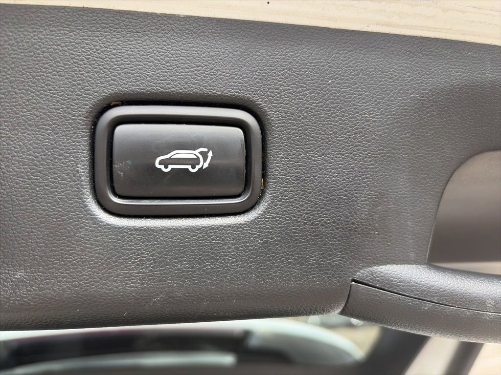 Used 2022 Hyundai Tucson Limited AWD/4WD image 33