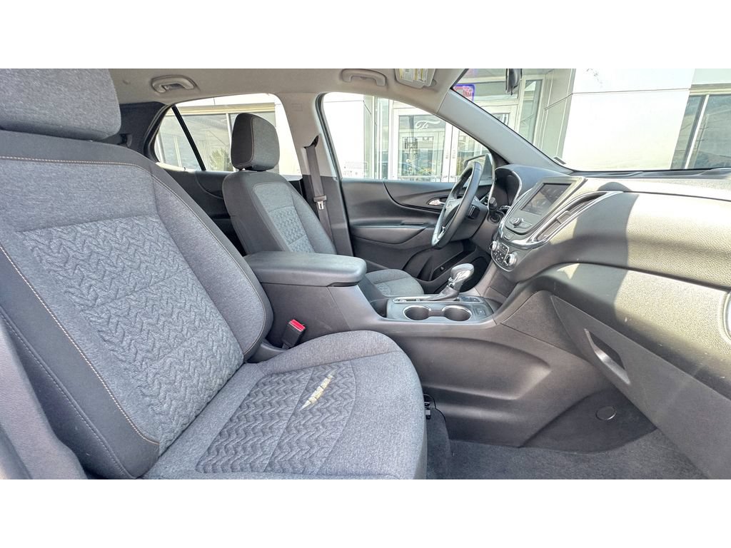 Used 2024 Chevrolet Equinox LT AWD/4WD image 10