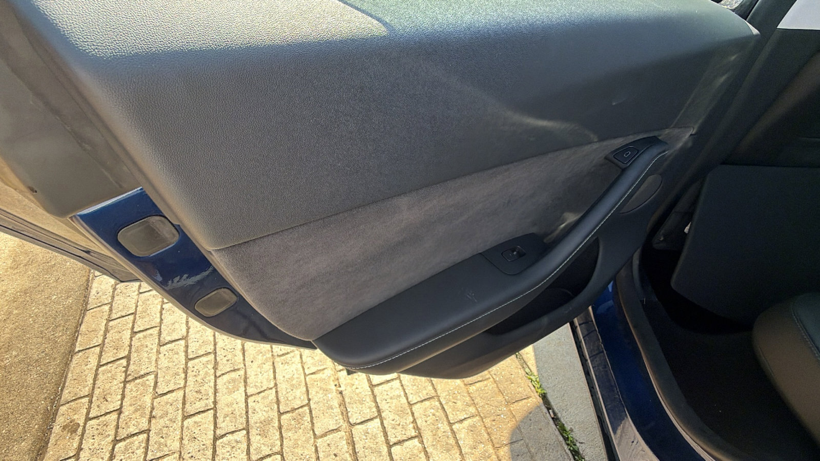 Used 2023 Tesla Model Y Long Range image 23