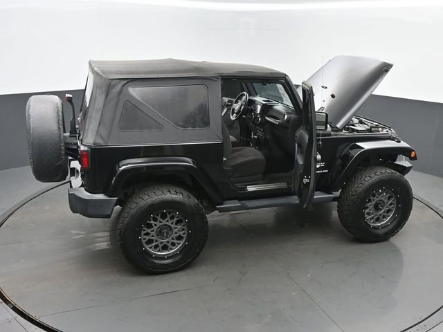 Used 2017 Jeep Wrangler Sahara w/ Connectivity Group image 60