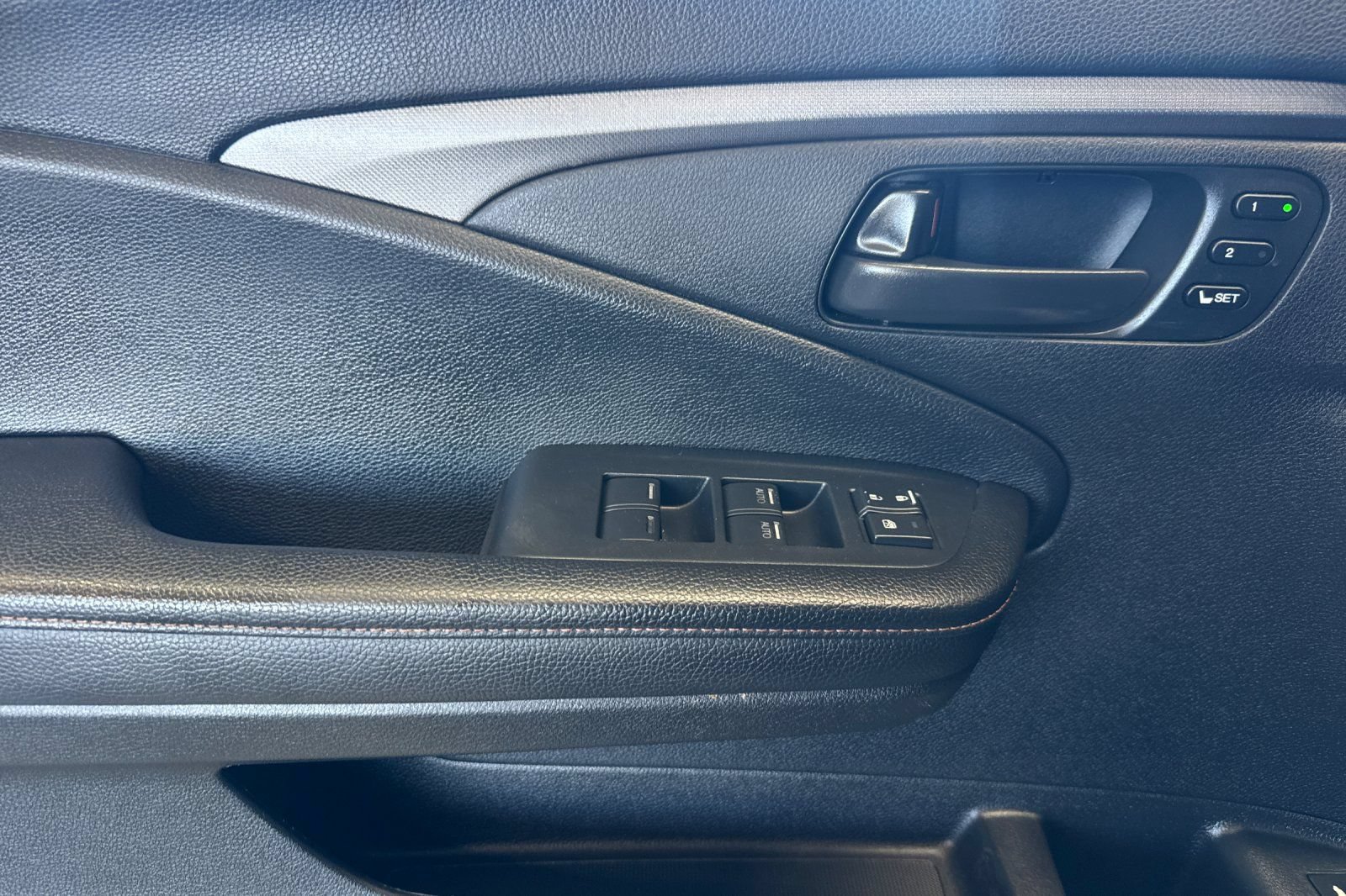 Certified 2022 Honda Pilot TrailSport image 11