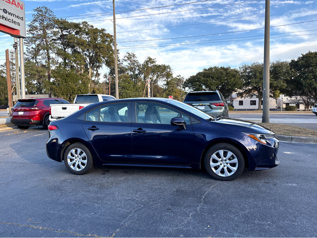 Used 2020 Toyota Corolla LE image 23