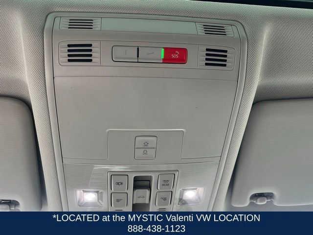 Certified 2023 Volkswagen Tiguan SE w/ Panoramic Sunroof Package AWD/4WD image 40