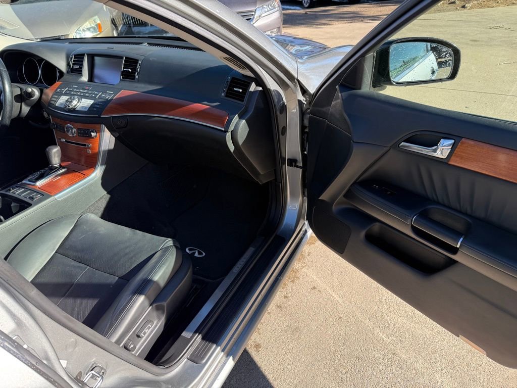 Used 2007 INFINITI M35 x w/ Technology Pkg image 17