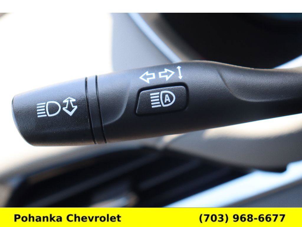 Used 2021 Chevrolet Traverse LT image 10