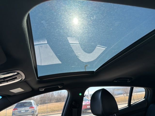 Used 2020 Kia Stinger GT2 image 5