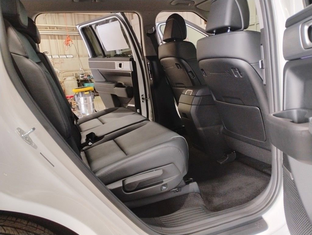 New 2026 Hyundai Santa Fe Limited image 17