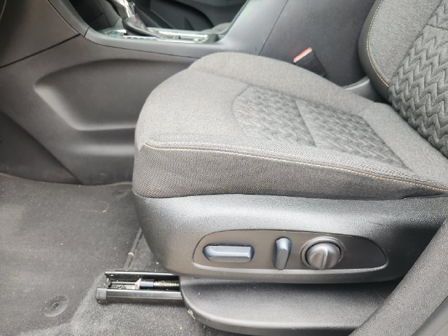 Used 2024 Chevrolet Equinox LT AWD/4WD image 23