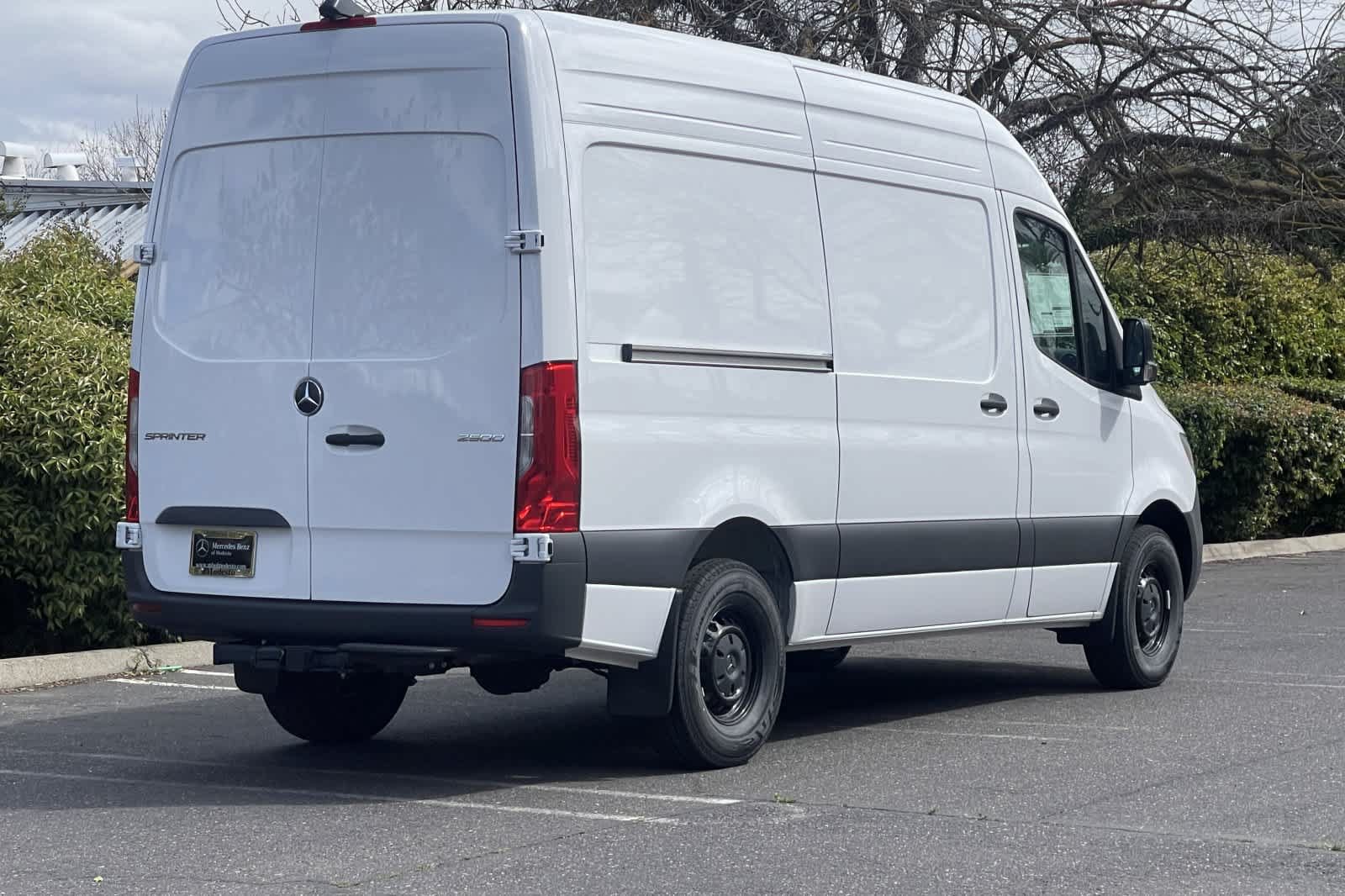 New 2025 Mercedes-Benz Sprinter 2500 image 3