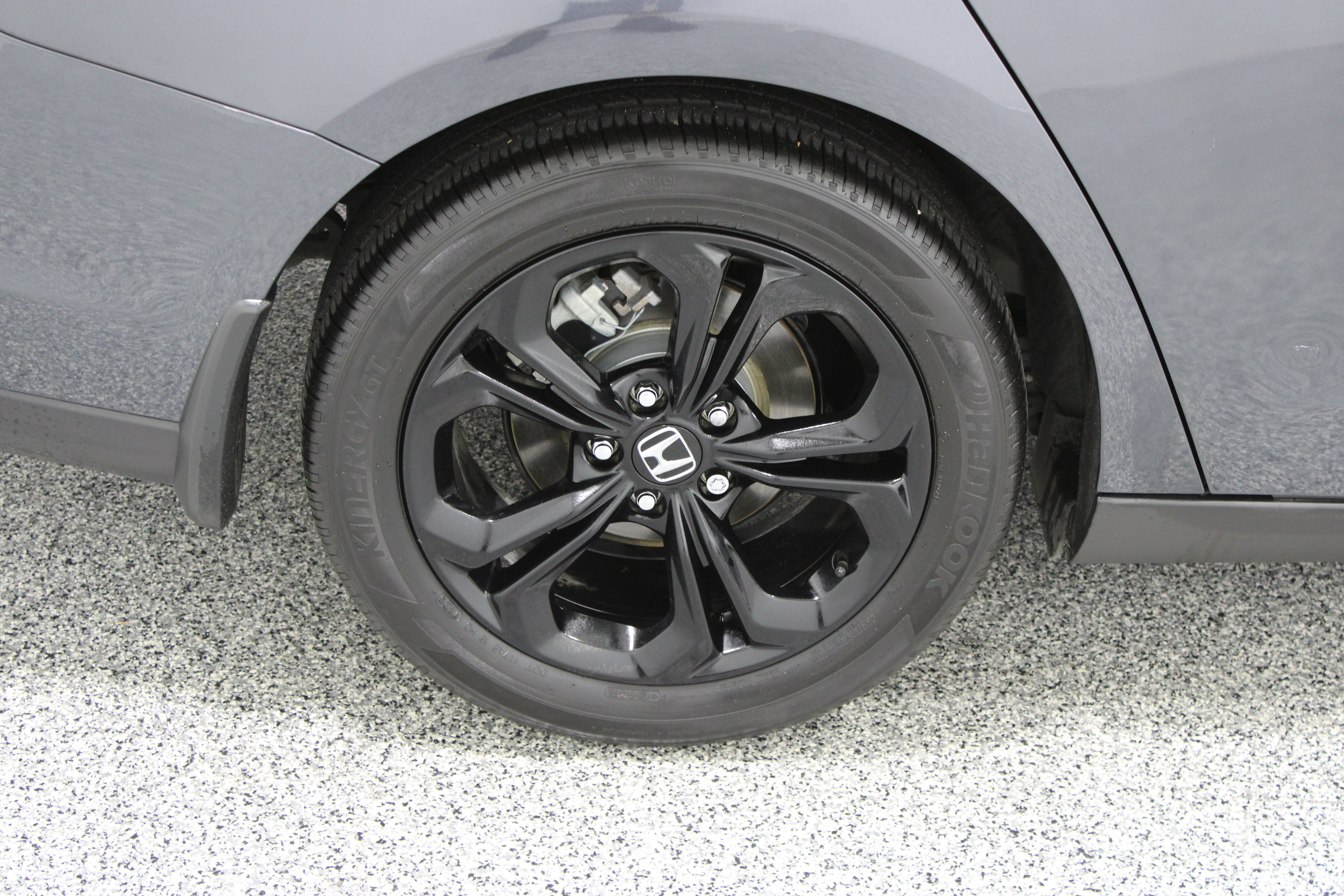 Used 2025 Honda Accord SE image 6