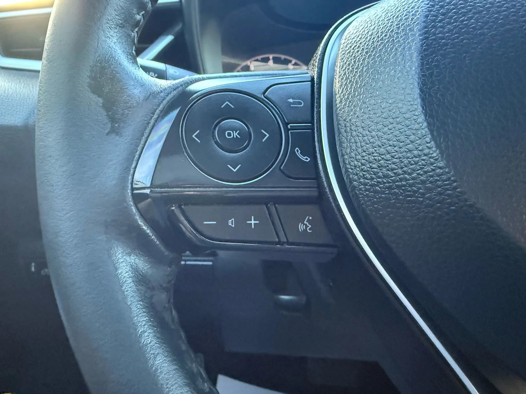 Used 2024 Toyota Corolla SE image 28