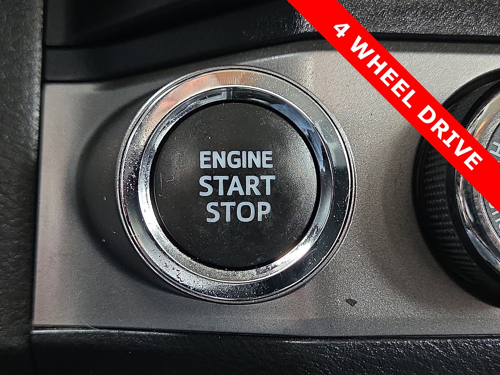 Used 2023 Toyota Tacoma SR5 w/ Technology Package image 19