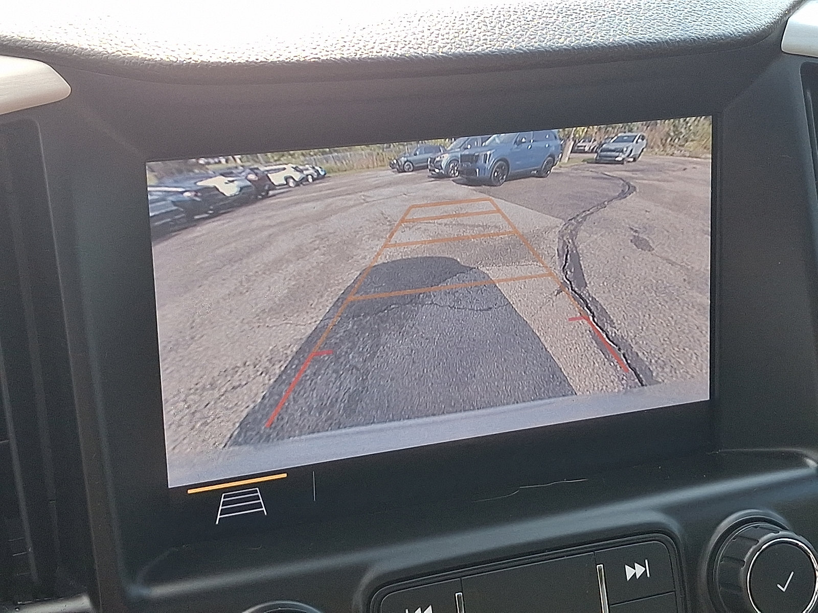 Used 2020 GMC Terrain SLT w/ Preferred Package AWD/4WD image 19