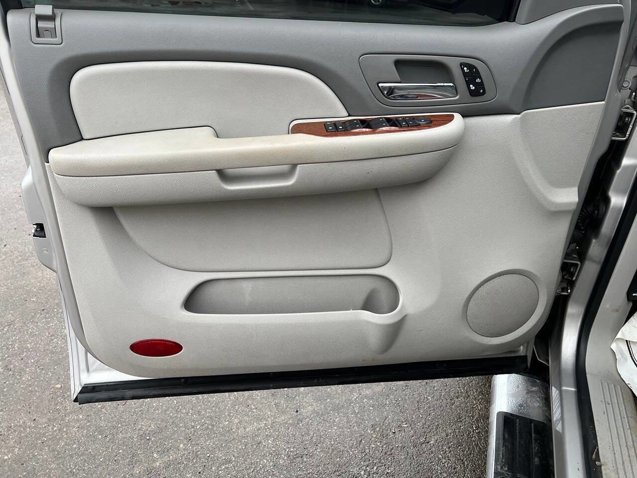 Used 2007 GMC Sierra 1500 SLT w/ SLE/SLT Trailering Package RWD image 18