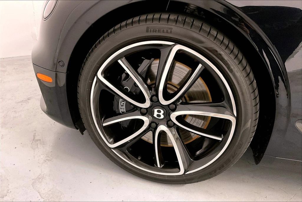 Used 2024 Bentley Continental GT AWD/4WD image 17