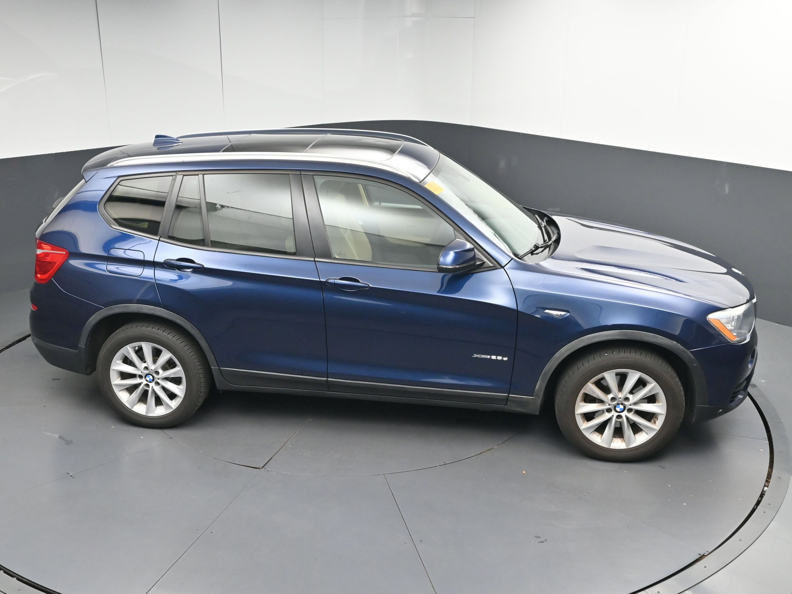 Used 2016 BMW X3 xDrive28d image 42
