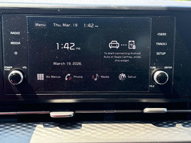 Used 2024 Kia Carnival LX image 31