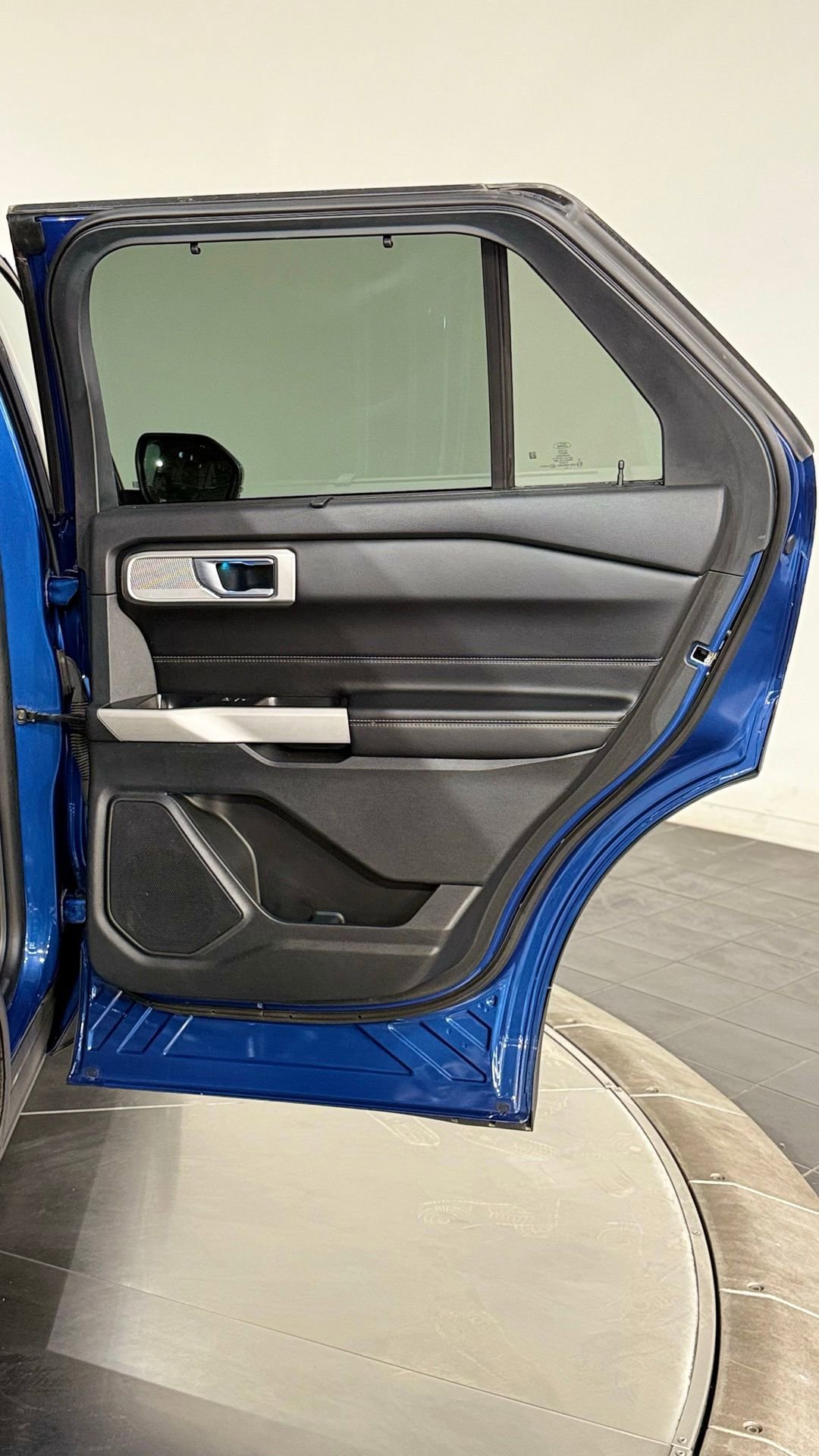 Used 2021 Ford Explorer Limited w/ Equipment Group 301A image 68