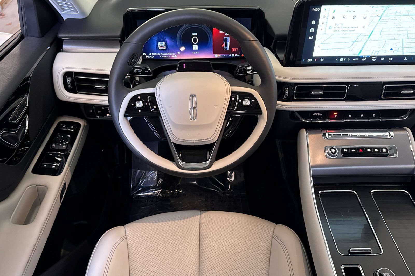 New 2026 Lincoln Aviator AWD w/ Jet Appearance Package image 11
