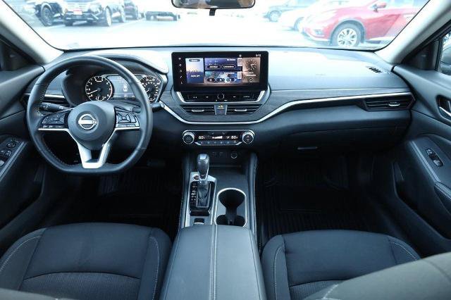 Certified 2025 Nissan Altima 2.5 SV w/ SV Premium Package FWD image 23