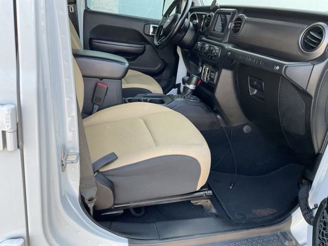 Used 2020 Jeep Wrangler Unlimited Sport S AWD/4WD image 18