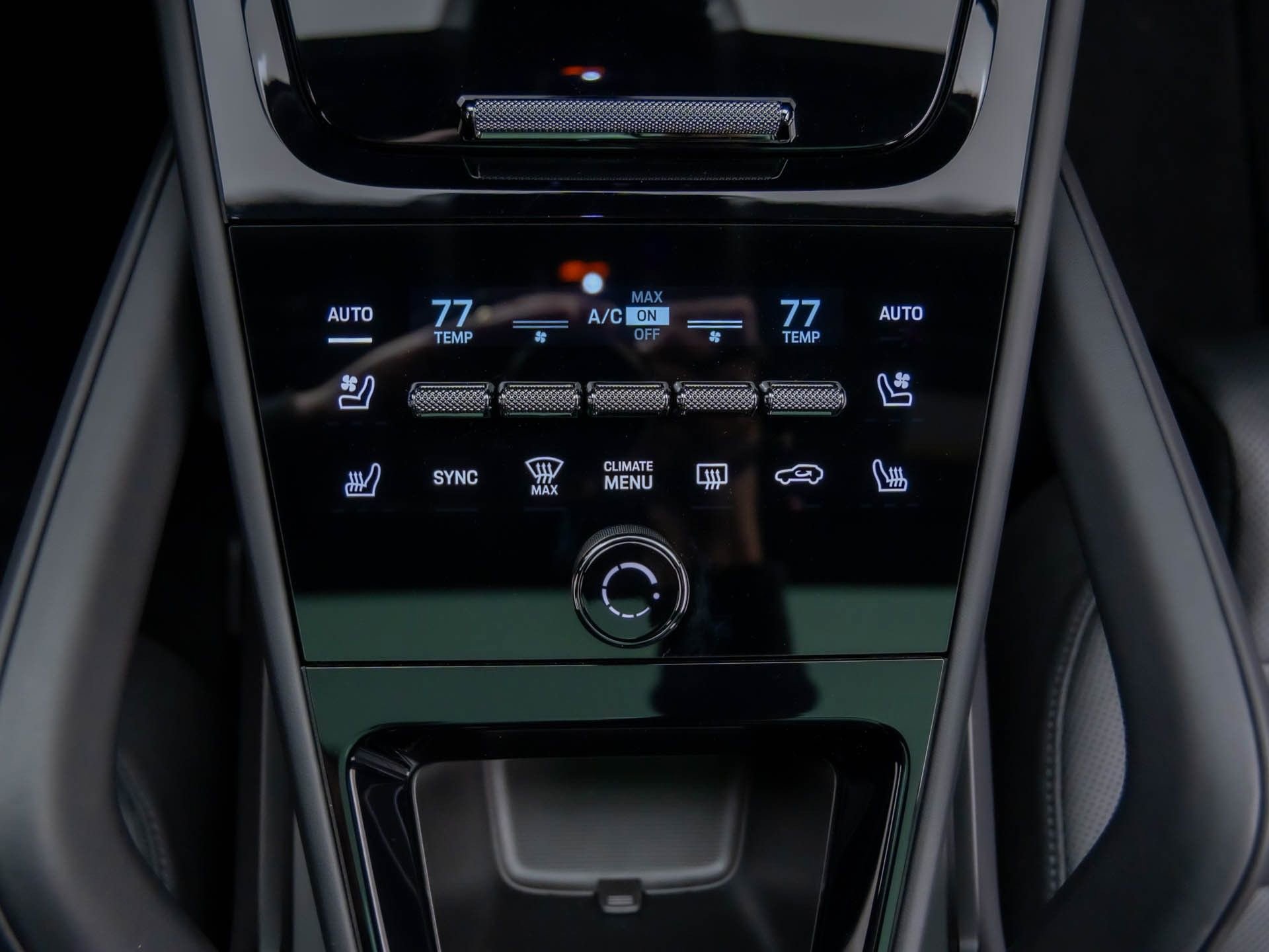 New 2026 Porsche Cayenne GTS image 20