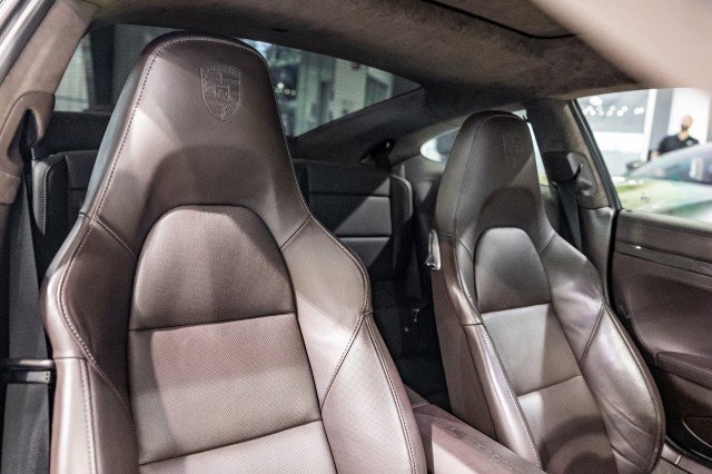 Used 2015 Porsche 911 Turbo S image 16