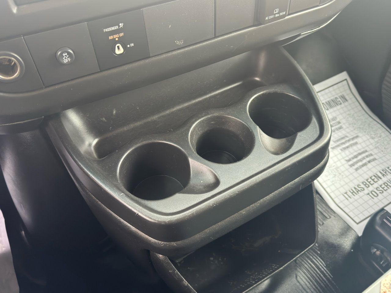 Used 2015 Chevrolet Express 3500 image 19