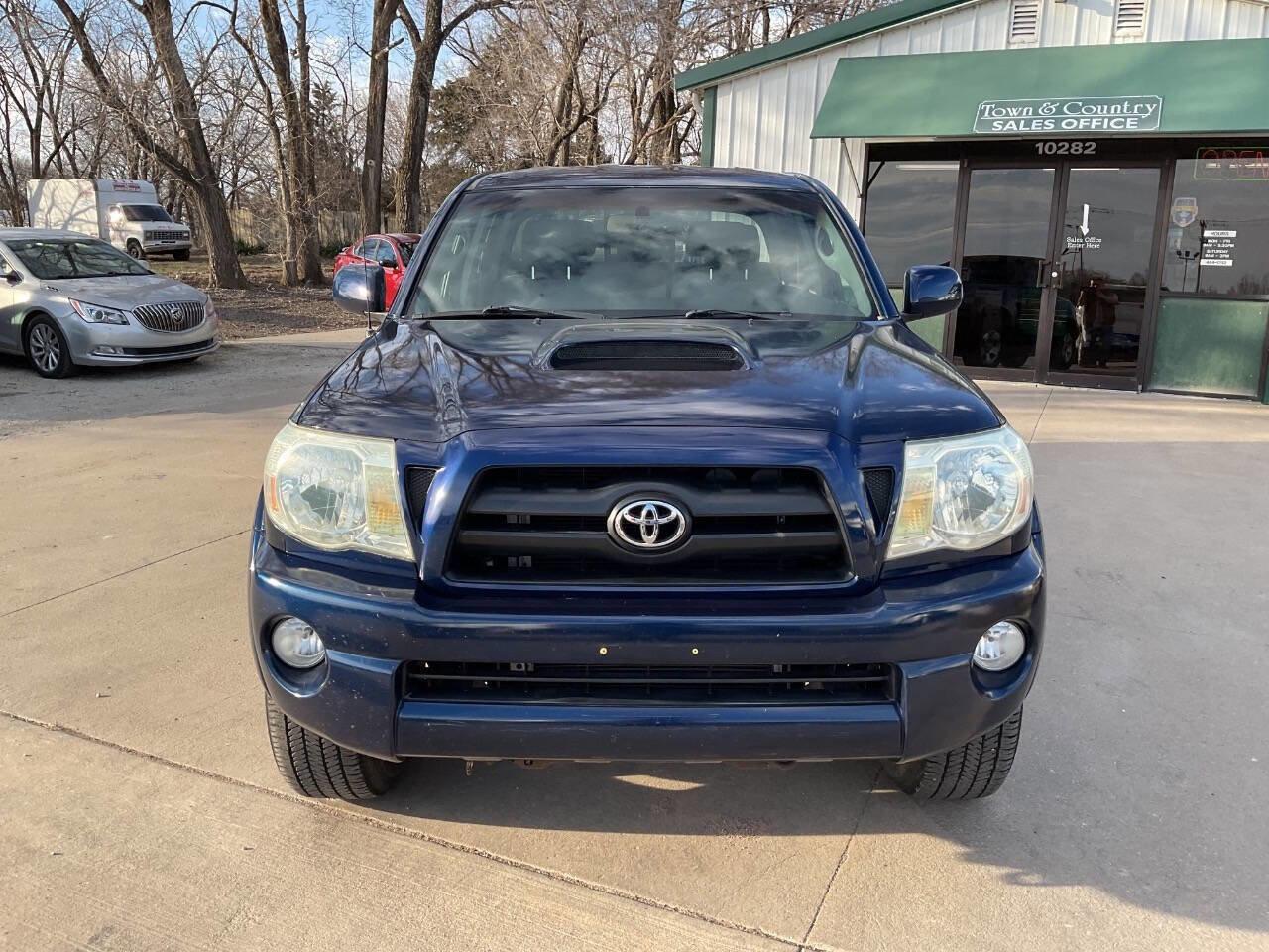 Used 2007 Toyota Tacoma PreRunner RWD image 4
