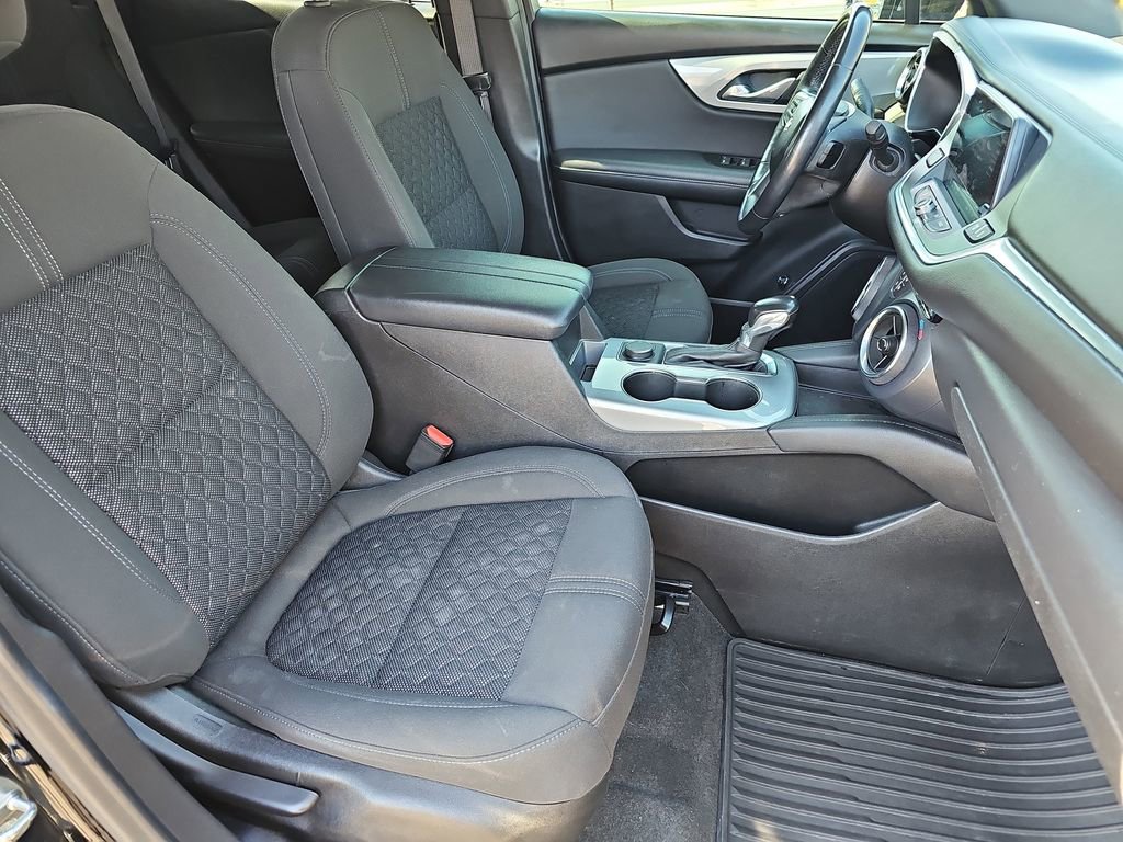 Used 2020 Chevrolet Blazer LT image 11