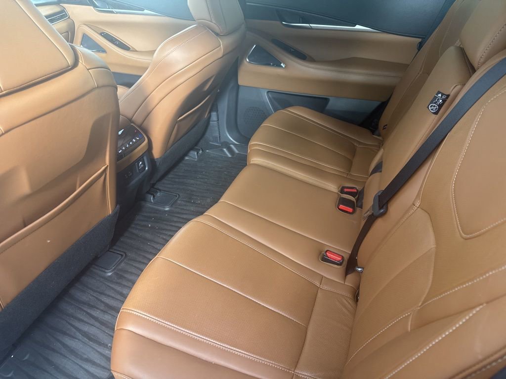 Used 2023 INFINITI QX60 Sensory w/ Vision Package image 14