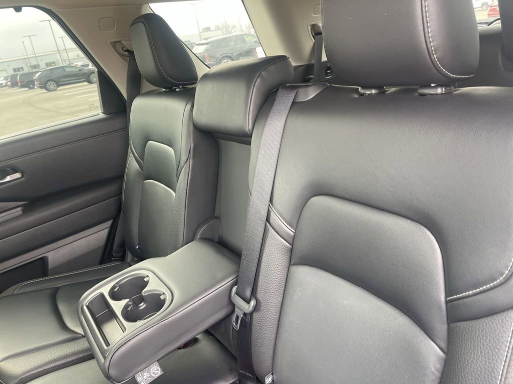 Used 2023 Nissan Pathfinder SL image 37