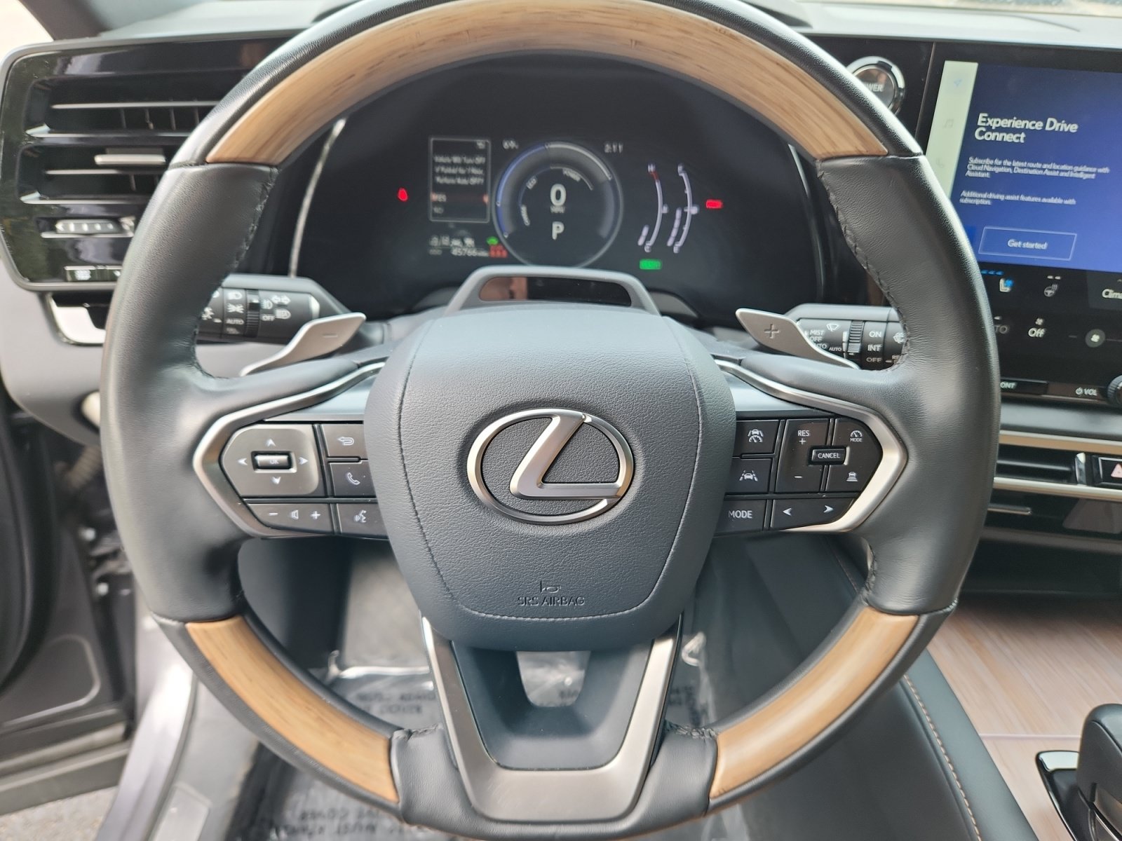 Used 2023 Lexus RX 350 w/ Cold Area Package AWD/4WD image 9