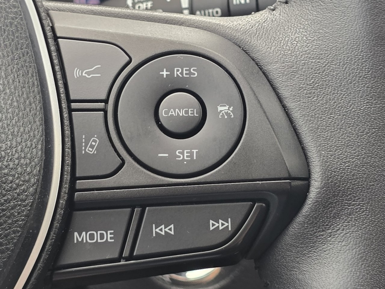 Certified 2024 Toyota RAV4 XSE w/ Weather Package AWD/4WD image 34