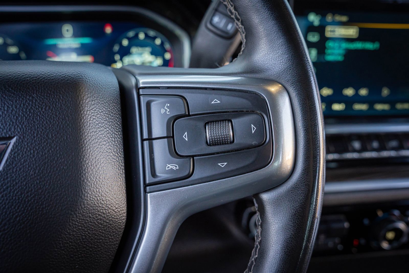 Used 2024 Chevrolet Silverado 2500 LT image 17