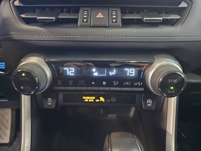 Used 2021 Toyota RAV4 XLE Premium image 23