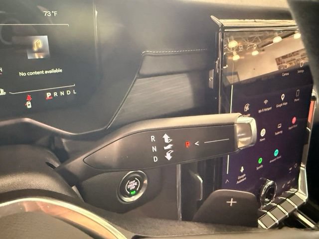 Used 2025 GMC Acadia Elevation w/ Elevation Premium Package AWD/4WD image 19