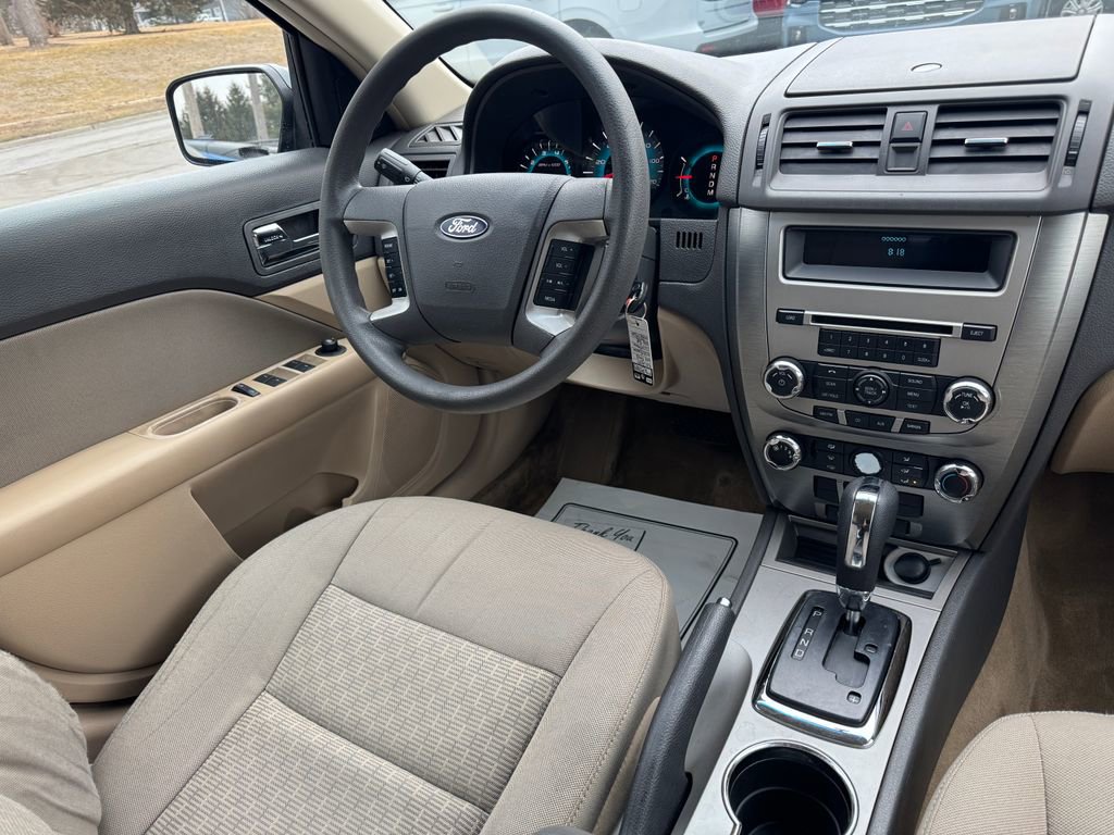 Used 2010 Ford Fusion SE image 18