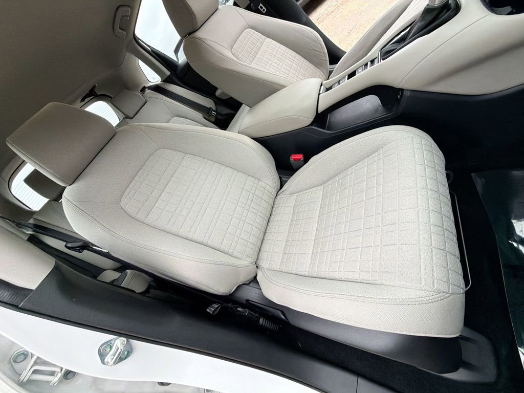 Used 2024 Honda HR-V LX image 27