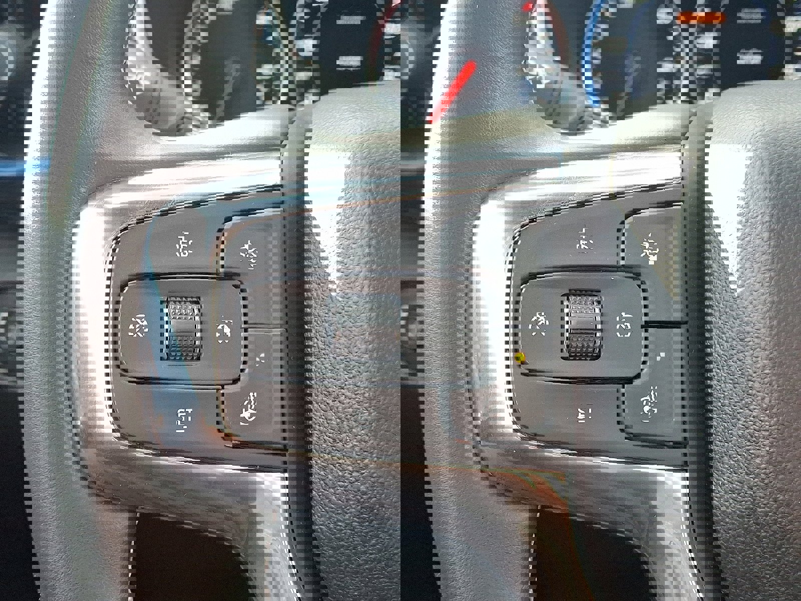 Used 2023 Chevrolet Blazer RS w/ Enhanced Convenience Package image 21