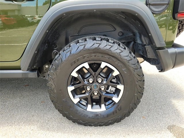 Used 2024 Jeep Wrangler Unlimited Rubicon 4xe image 16