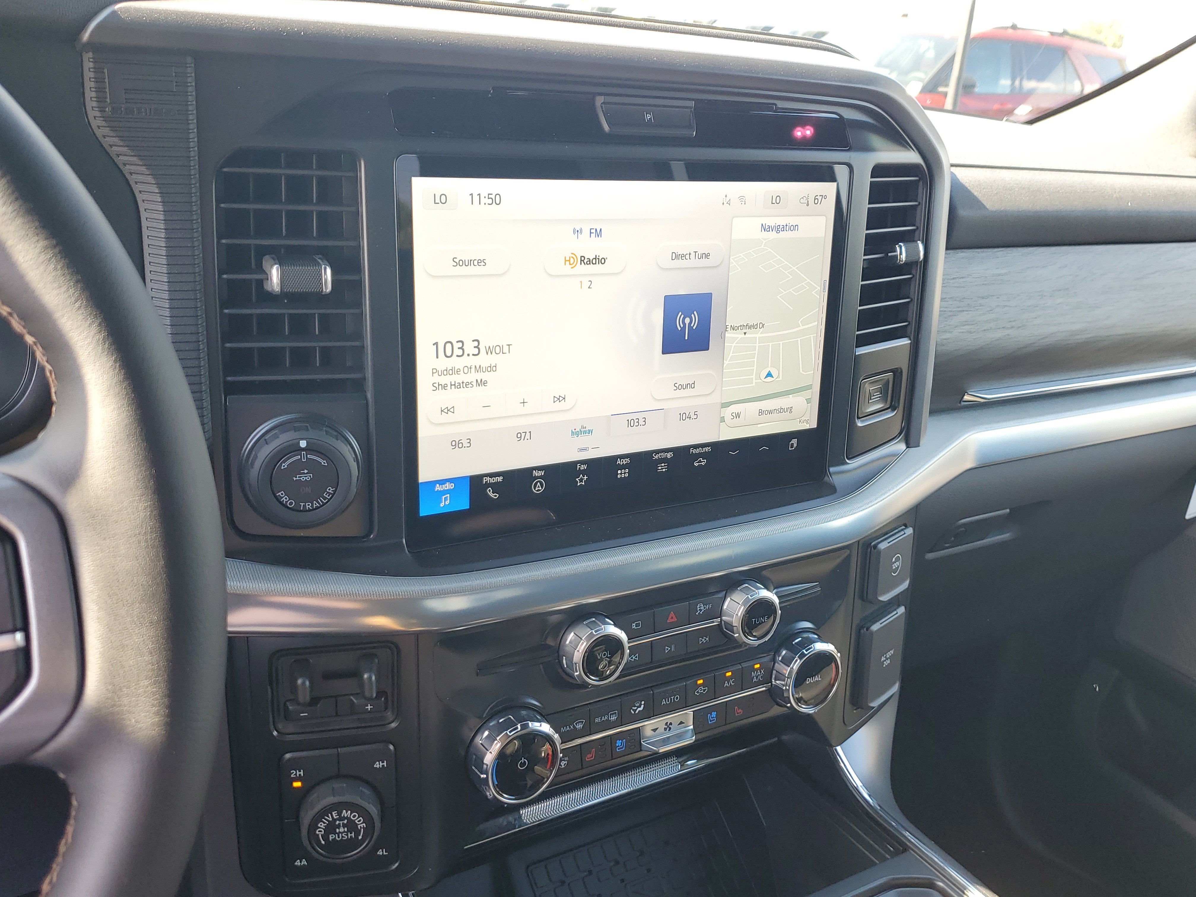 New 2025 Ford F150 Lariat w/ Equipment Group 502A High image 25